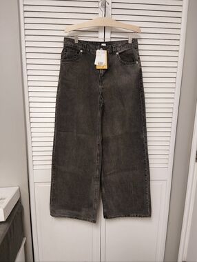 H And M Womens Wide Straight Leg Jeans in Faded Black